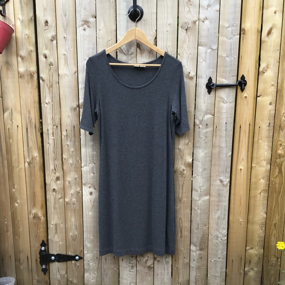 Ladies Soft Grey 3/4 sleeve dress